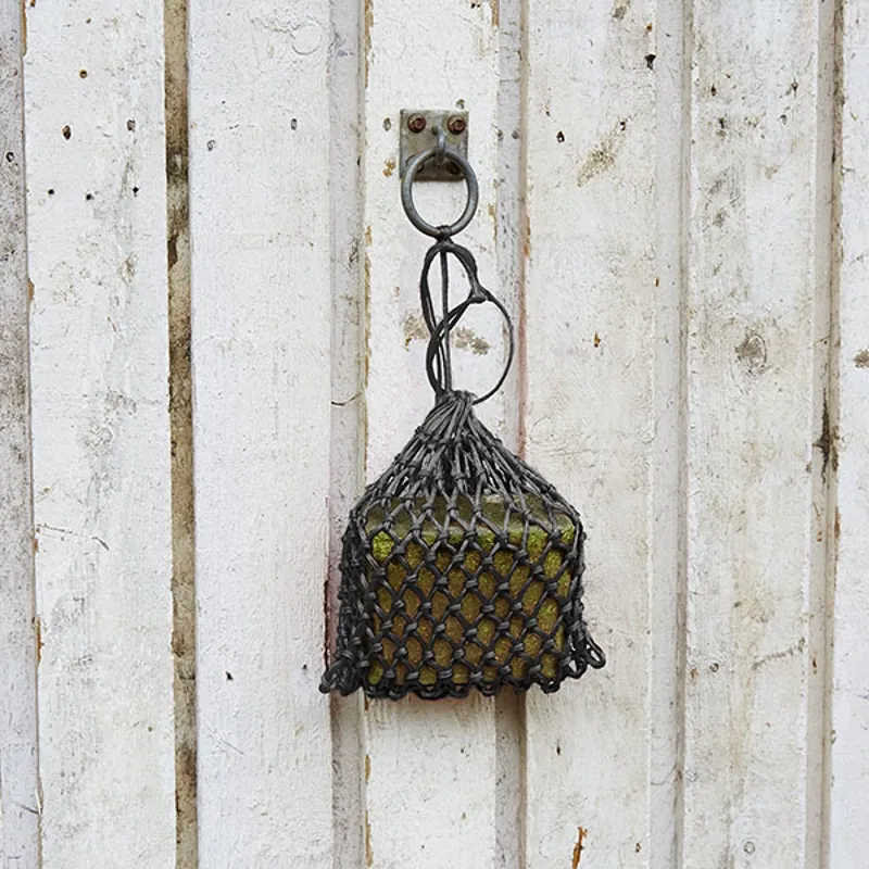 Elico Little Piggy Fodder Brick Holder in Black